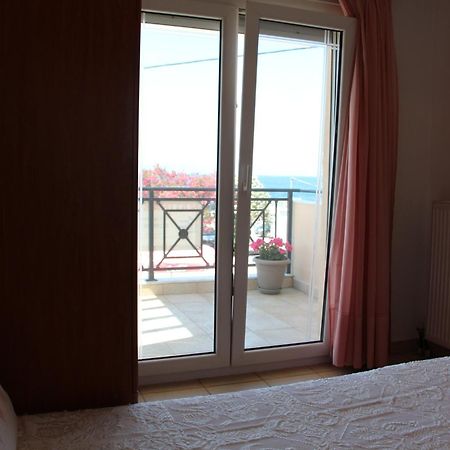 Matina'S Apartments Прінос Номер фото